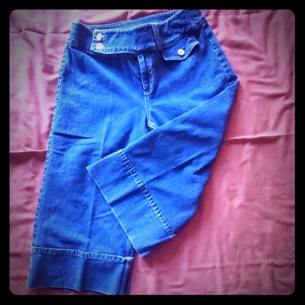 Area Denim capris